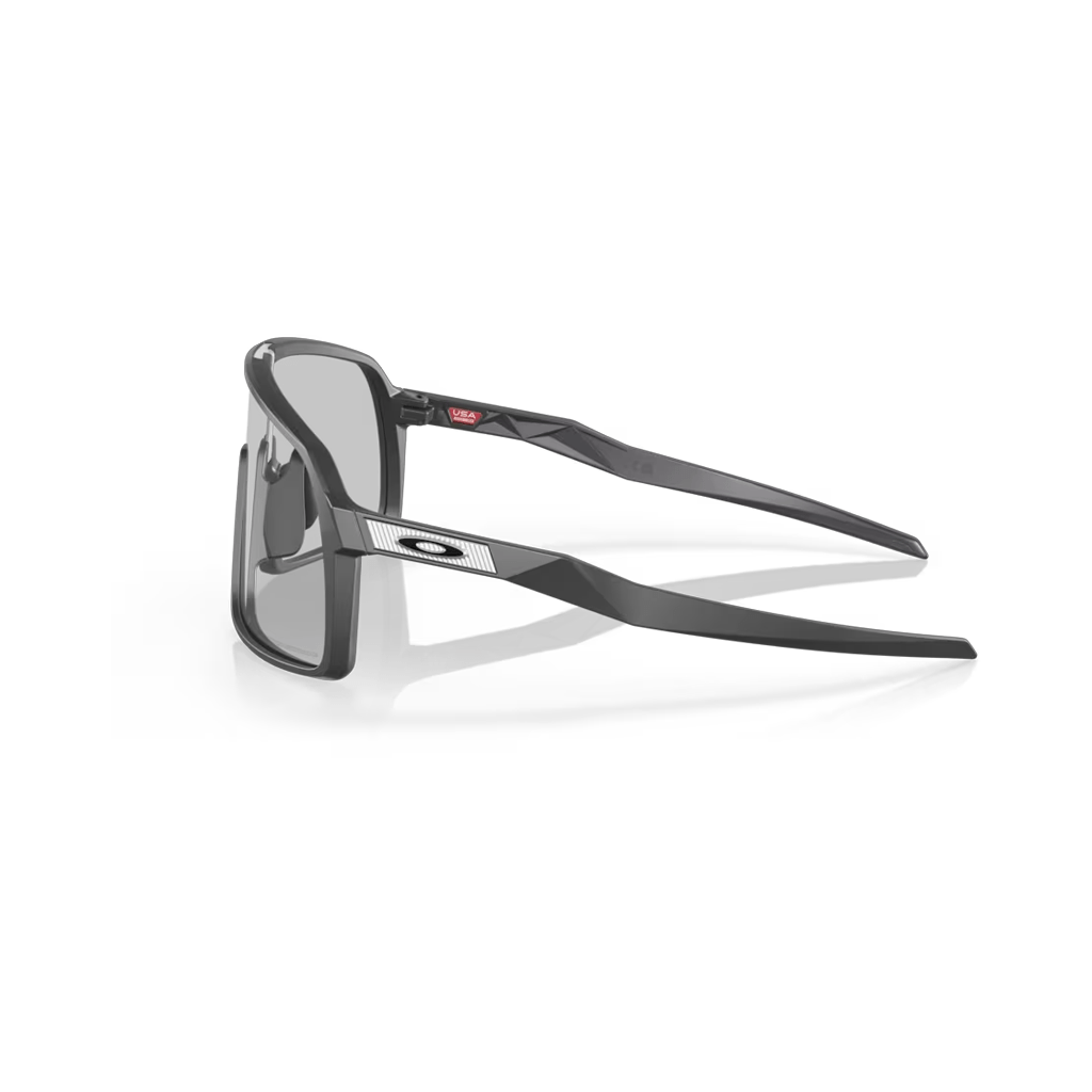 Sunglasses Oakley Sutro Matte Carbon - Clear Photochromic - Genetik Sport